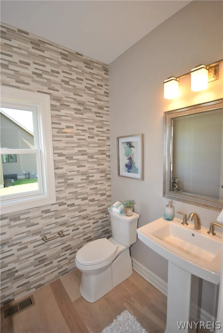 6 Hampton Court, Orchard Park, New York 14127, Orchard Park, New York 14127, 4 Bedroom Bedrooms, 16 Room Rooms,3 BathroomBathrooms,Residential,For Sale,6 Hampton Court, Orchard Park, New York 14127,0,B1715446