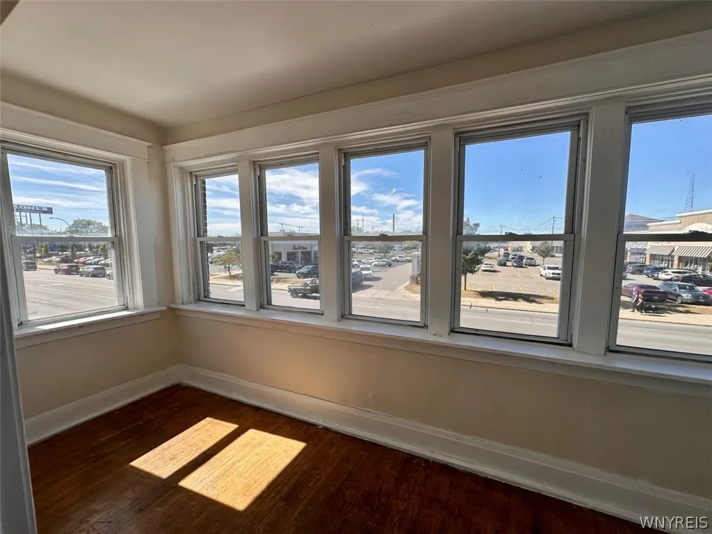 2265 Delaware Ave Avenue South Apt, Buffalo, New Y, Buffalo, New York 14216, 2 Bedroom Bedrooms, 5 Room Rooms,1 BathroomBathrooms,Residential Lease,For Rent,2265 Delaware Ave Avenue South Apt, Buffalo, New Y,0,B1717241