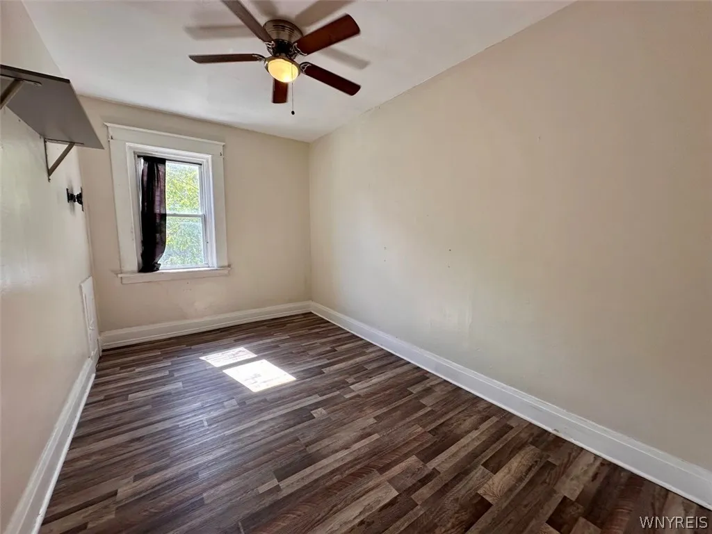 2265 Delaware Ave Avenue South Apt, Buffalo, New Y, Buffalo, New York 14216, 2 Bedroom Bedrooms, 5 Room Rooms,1 BathroomBathrooms,Residential Lease,For Rent,2265 Delaware Ave Avenue South Apt, Buffalo, New Y,0,B1717241