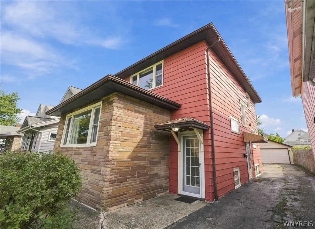 191 Crestwood Avenue, Buffalo, New York 14216, Buffalo, New York 14216, 3 Bedroom Bedrooms, 7 Room Rooms,1 BathroomBathrooms,Residential,For Sale,191 Crestwood Avenue, Buffalo, New York 14216,0,B1713519