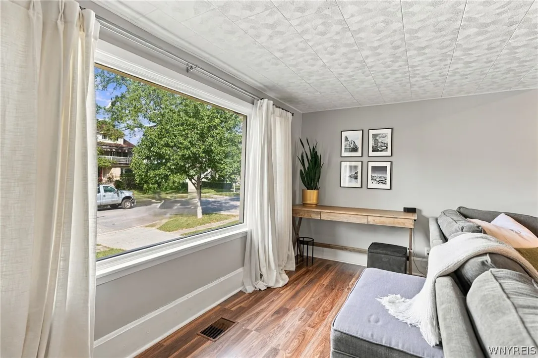 191 Crestwood Avenue, Buffalo, New York 14216, Buffalo, New York 14216, 3 Bedroom Bedrooms, 7 Room Rooms,1 BathroomBathrooms,Residential,For Sale,191 Crestwood Avenue, Buffalo, New York 14216,0,B1713519