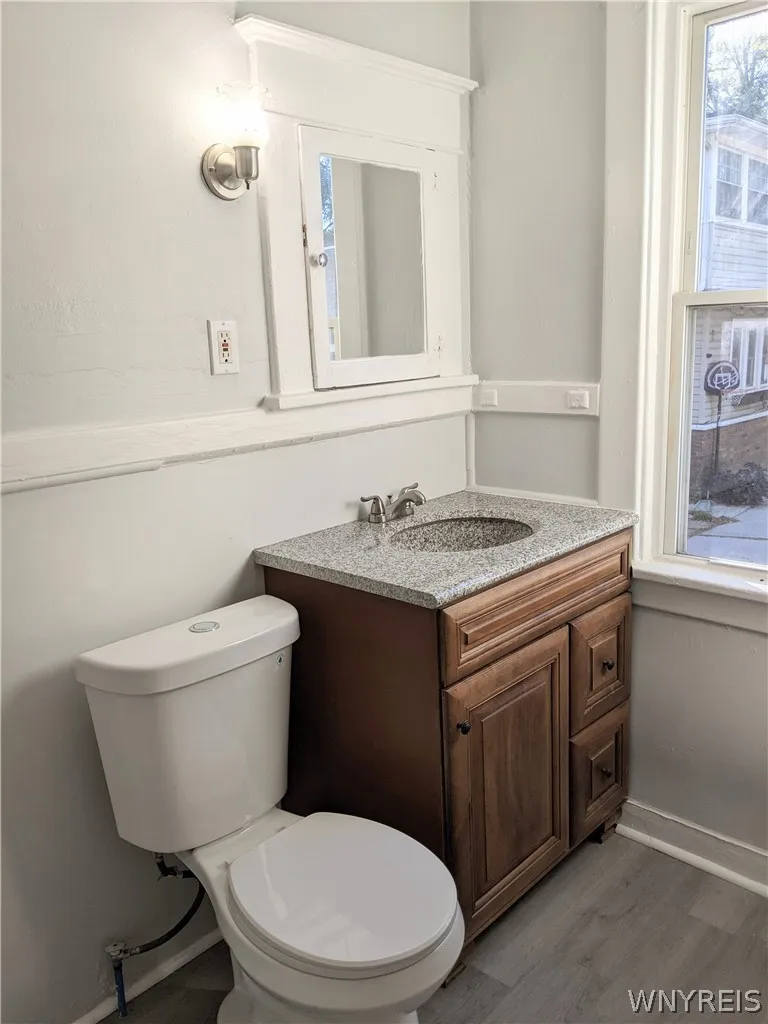 2026 Hertel Avenue Lower, Buffalo, New York 14214, Buffalo, New York 14214, 3 Bedroom Bedrooms, 6 Room Rooms,1 BathroomBathrooms,Residential Lease,For Rent,2026 Hertel Avenue Lower, Buffalo, New York 14214,0,B1717215