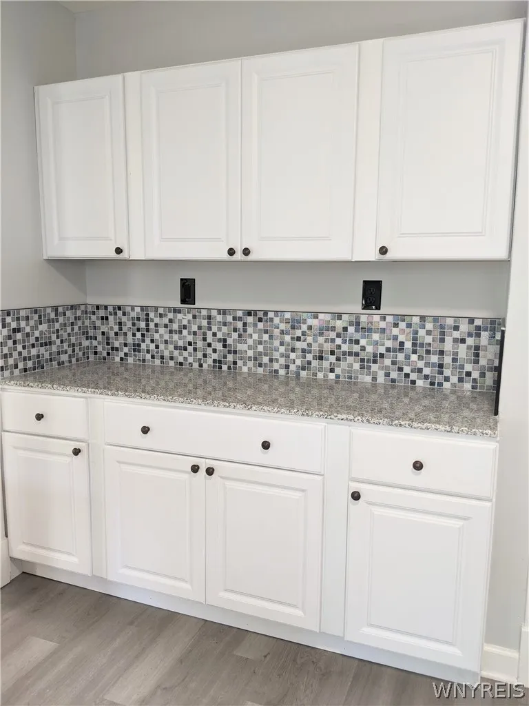 2026 Hertel Avenue Lower, Buffalo, New York 14214, Buffalo, New York 14214, 3 Bedroom Bedrooms, 6 Room Rooms,1 BathroomBathrooms,Residential Lease,For Rent,2026 Hertel Avenue Lower, Buffalo, New York 14214,0,B1717215
