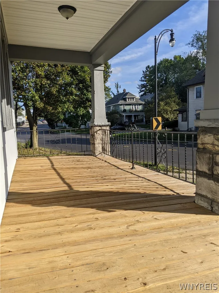 2026 Hertel Avenue Lower, Buffalo, New York 14214, Buffalo, New York 14214, 3 Bedroom Bedrooms, 6 Room Rooms,1 BathroomBathrooms,Residential Lease,For Rent,2026 Hertel Avenue Lower, Buffalo, New York 14214,0,B1717215