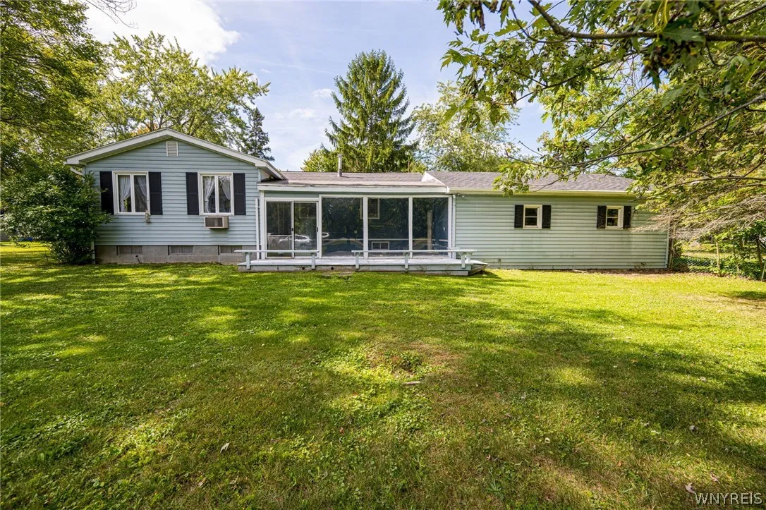 6419 Milestrip Road, Orchard Park, New York 14127, Orchard Park, New York 14127, 3 Bedroom Bedrooms, 8 Room Rooms,1 BathroomBathrooms,Residential,For Sale,6419 Milestrip Road, Orchard Park, New York 14127,0,B1713332