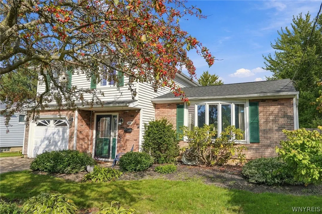 5083 Bradley Lane, Hamburg, New York 14075, Hamburg, New York 14075, 3 Bedroom Bedrooms, 9 Room Rooms,1 BathroomBathrooms,Residential,For Sale,5083 Bradley Lane, Hamburg, New York 14075,0,B1716118