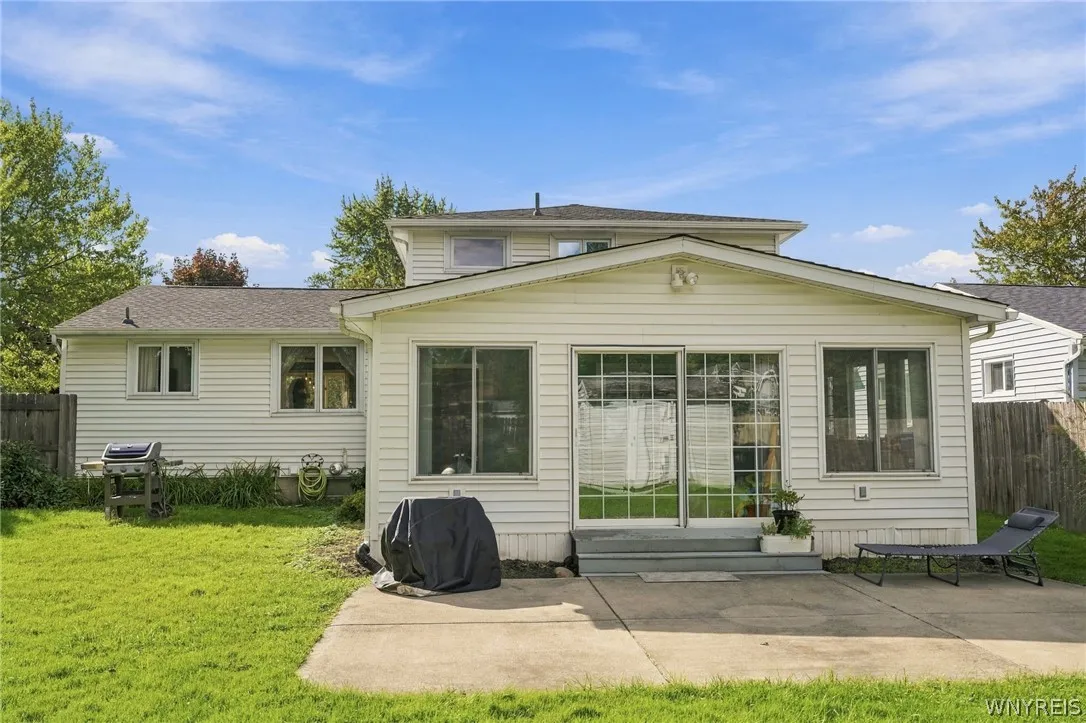 5083 Bradley Lane, Hamburg, New York 14075, Hamburg, New York 14075, 3 Bedroom Bedrooms, 9 Room Rooms,1 BathroomBathrooms,Residential,For Sale,5083 Bradley Lane, Hamburg, New York 14075,0,B1716118
