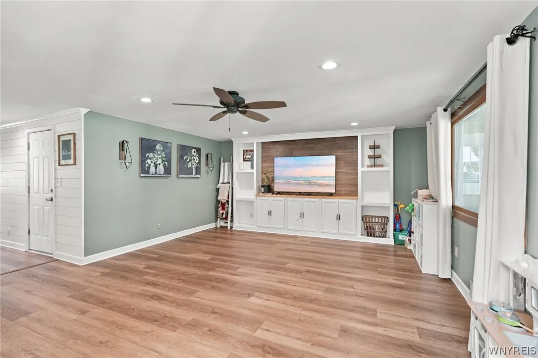 5083 Bradley Lane, Hamburg, New York 14075, Hamburg, New York 14075, 3 Bedroom Bedrooms, 9 Room Rooms,1 BathroomBathrooms,Residential,For Sale,5083 Bradley Lane, Hamburg, New York 14075,0,B1716118