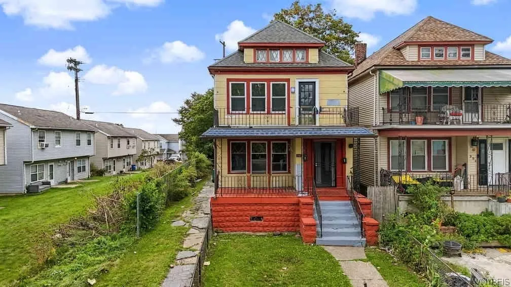392 Busti Avenue Upper, Buffalo, New York 14201, Buffalo, New York 14201, 3 Bedroom Bedrooms, 6 Room Rooms,1 BathroomBathrooms,Residential Lease,Closed,392 Busti Avenue Upper, Buffalo, New York 14201,0,B1717439