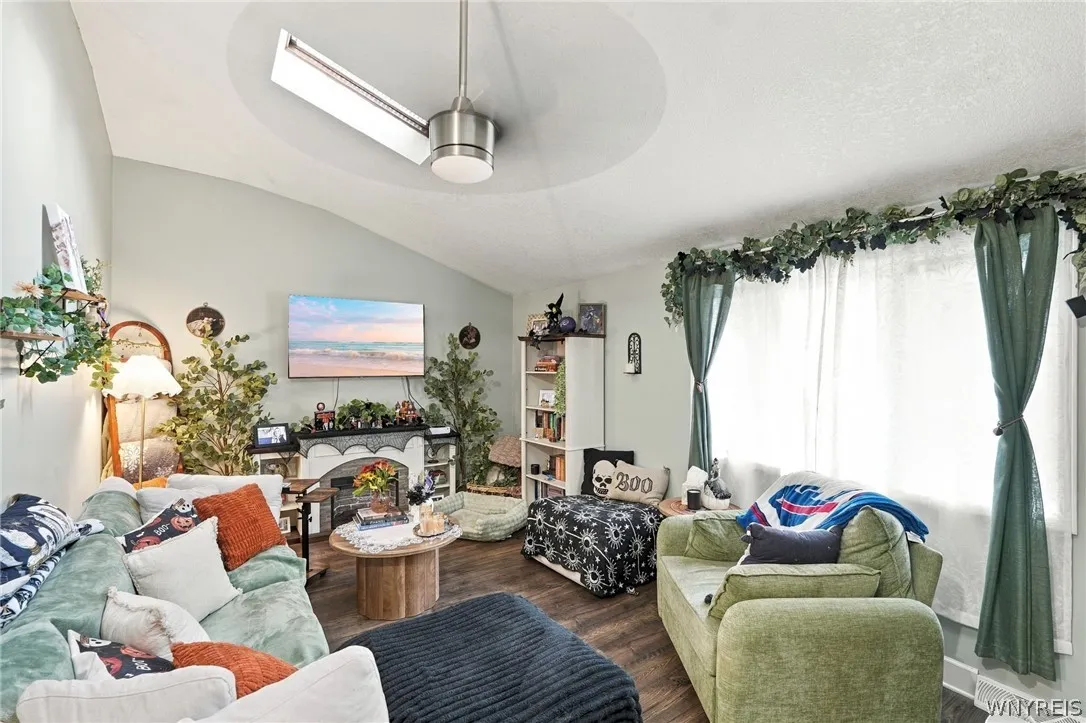 21 Fairlawn Court, Aurora, New York 14052, Aurora, New York 14052, 3 Bedroom Bedrooms, 6 Room Rooms,2 BathroomBathrooms,Residential,For Sale,21 Fairlawn Court, Aurora, New York 14052,0,B1716861