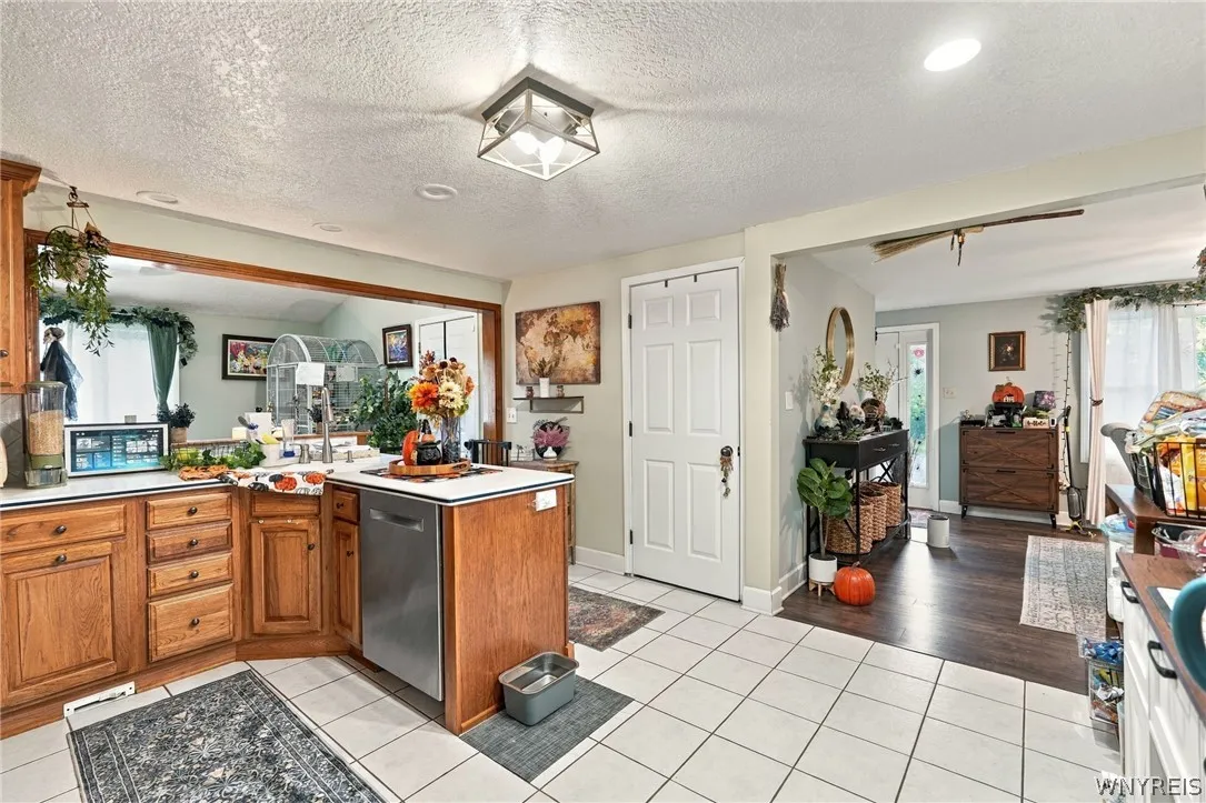 21 Fairlawn Court, Aurora, New York 14052, Aurora, New York 14052, 3 Bedroom Bedrooms, 6 Room Rooms,2 BathroomBathrooms,Residential,For Sale,21 Fairlawn Court, Aurora, New York 14052,0,B1716861