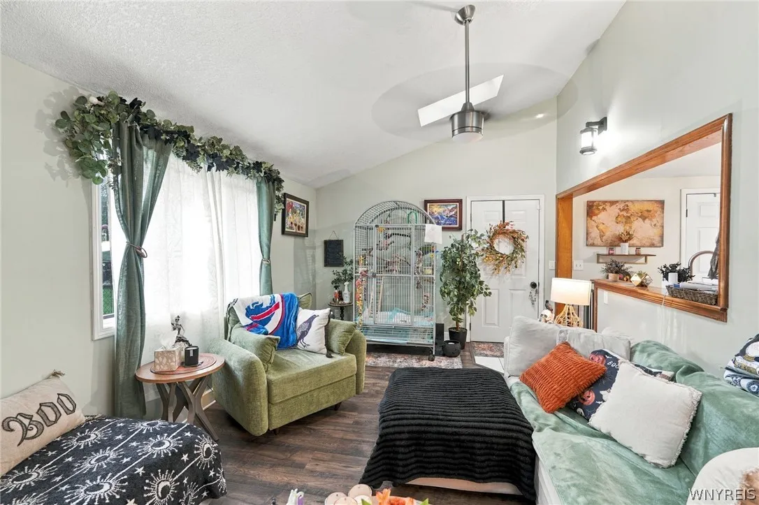 21 Fairlawn Court, Aurora, New York 14052, Aurora, New York 14052, 3 Bedroom Bedrooms, 6 Room Rooms,2 BathroomBathrooms,Residential,For Sale,21 Fairlawn Court, Aurora, New York 14052,0,B1716861