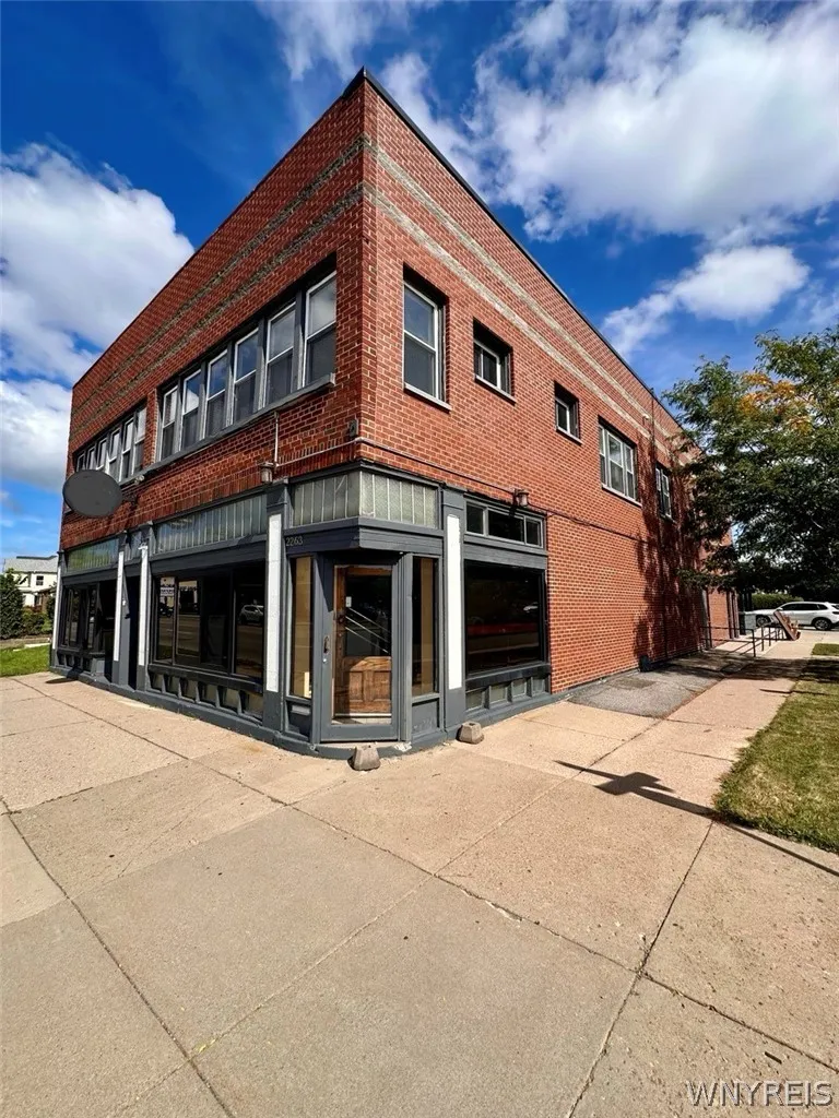 2265 Delaware Avenue, Buffalo, New York 14216, Buffalo, New York 14216, ,Commercial Lease,For Rent,2265 Delaware Avenue, Buffalo, New York 14216,0,B1717500