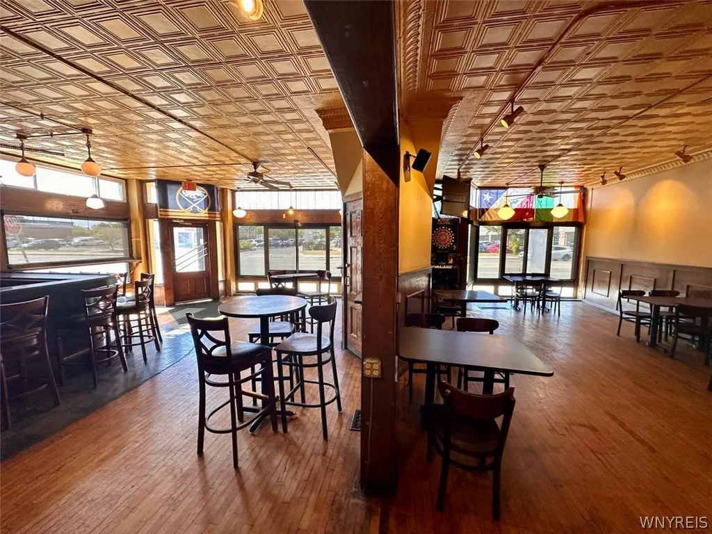 2265 Delaware Avenue, Buffalo, New York 14216, Buffalo, New York 14216, ,Commercial Lease,For Rent,2265 Delaware Avenue, Buffalo, New York 14216,0,B1717500