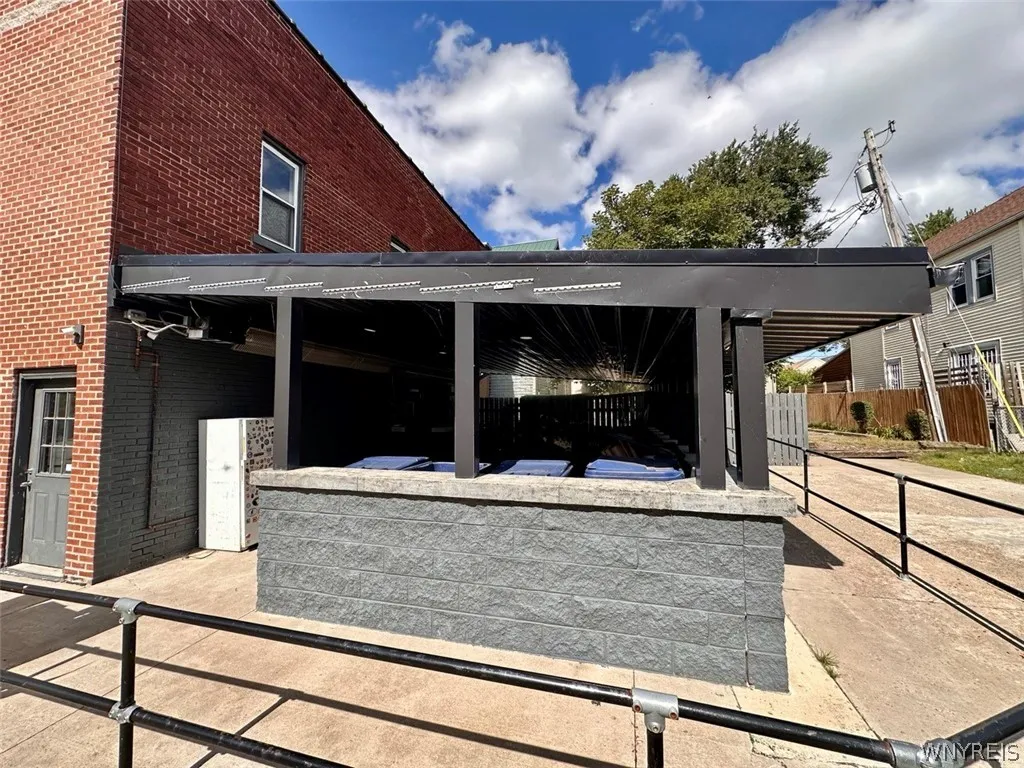 2265 Delaware Avenue, Buffalo, New York 14216, Buffalo, New York 14216, ,Commercial Lease,For Rent,2265 Delaware Avenue, Buffalo, New York 14216,0,B1717500