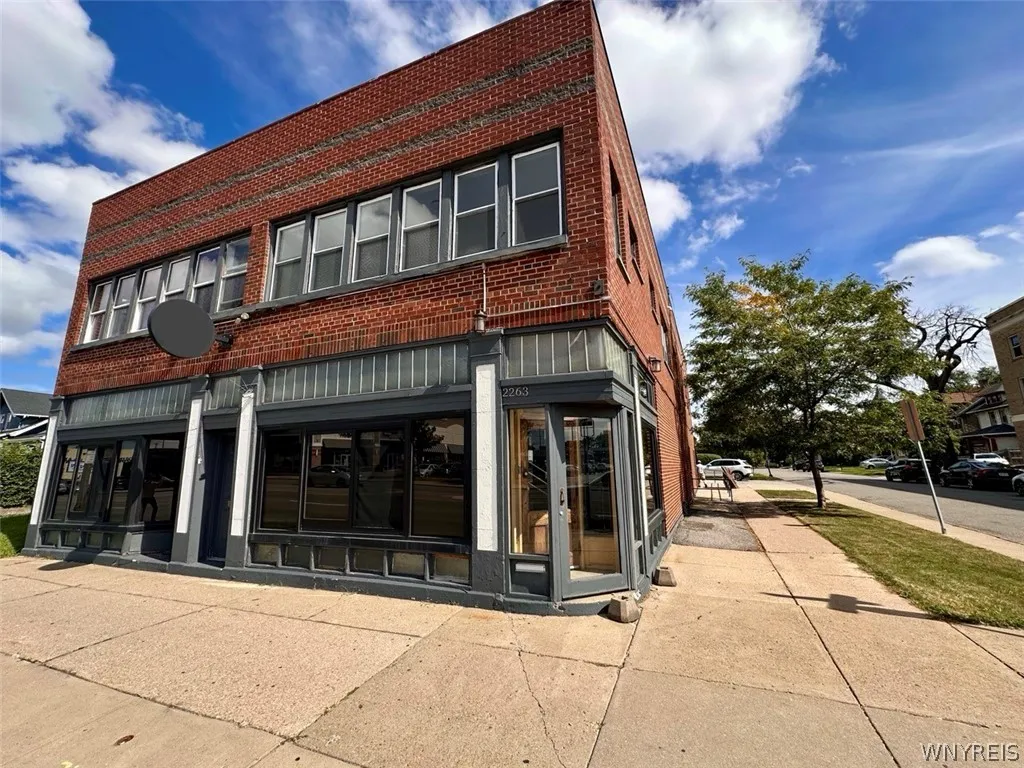 2265 Delaware Avenue, Buffalo, New York 14216, Buffalo, New York 14216, ,Commercial Lease,For Rent,2265 Delaware Avenue, Buffalo, New York 14216,0,B1717500