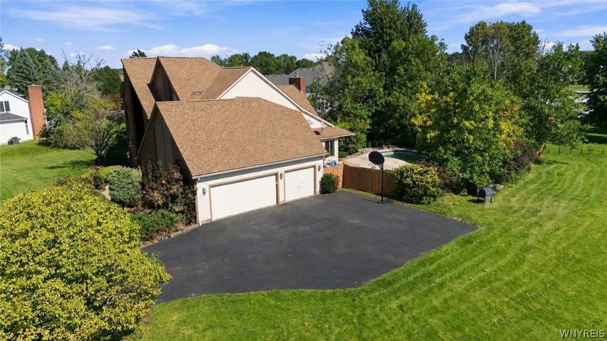 5553 Hidden Pines Court, Clarence, New York 14221, Clarence, New York 14221, 5 Bedroom Bedrooms, 11 Room Rooms,2 BathroomBathrooms,Residential,For Sale,5553 Hidden Pines Court, Clarence, New York 14221,0,B1717504