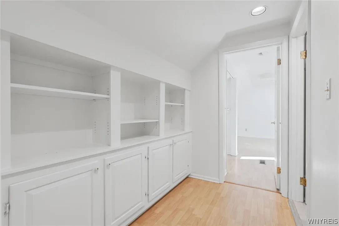 65 Jolls Lane, Orchard Park, New York 14127, Orchard Park, New York 14127, 4 Bedroom Bedrooms, 12 Room Rooms,2 BathroomBathrooms,Residential,For Sale,65 Jolls Lane, Orchard Park, New York 14127,0,B1714346