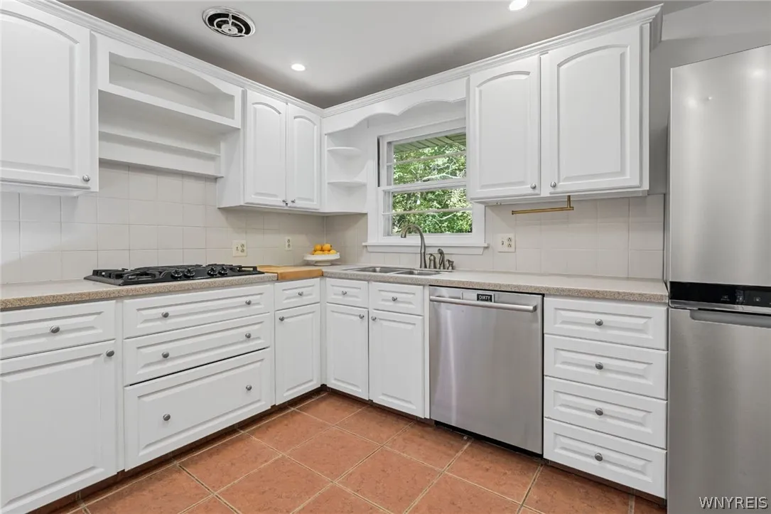 65 Jolls Lane, Orchard Park, New York 14127, Orchard Park, New York 14127, 4 Bedroom Bedrooms, 12 Room Rooms,2 BathroomBathrooms,Residential,For Sale,65 Jolls Lane, Orchard Park, New York 14127,0,B1714346