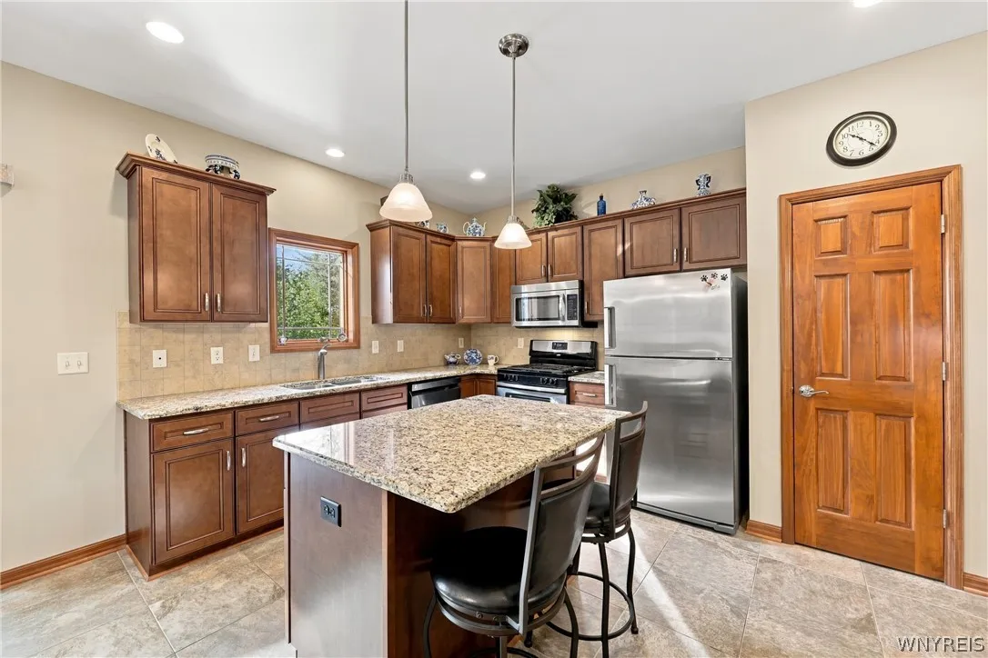 9410 Kristina Circle, Clarence, New York 14032, Clarence, New York 14032, 3 Bedroom Bedrooms, 9 Room Rooms,2 BathroomBathrooms,Residential,For Sale,9410 Kristina Circle, Clarence, New York 14032,0,B1717442