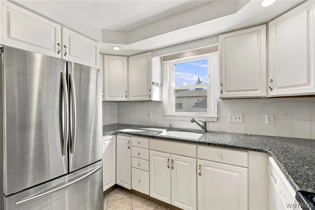 387 Oakvale Boulevard, Tonawanda, New York 14223, Tonawanda, New York 14223, 3 Bedroom Bedrooms, 8 Room Rooms,1 BathroomBathrooms,Residential,For Sale,387 Oakvale Boulevard, Tonawanda, New York 14223,0,B1717421