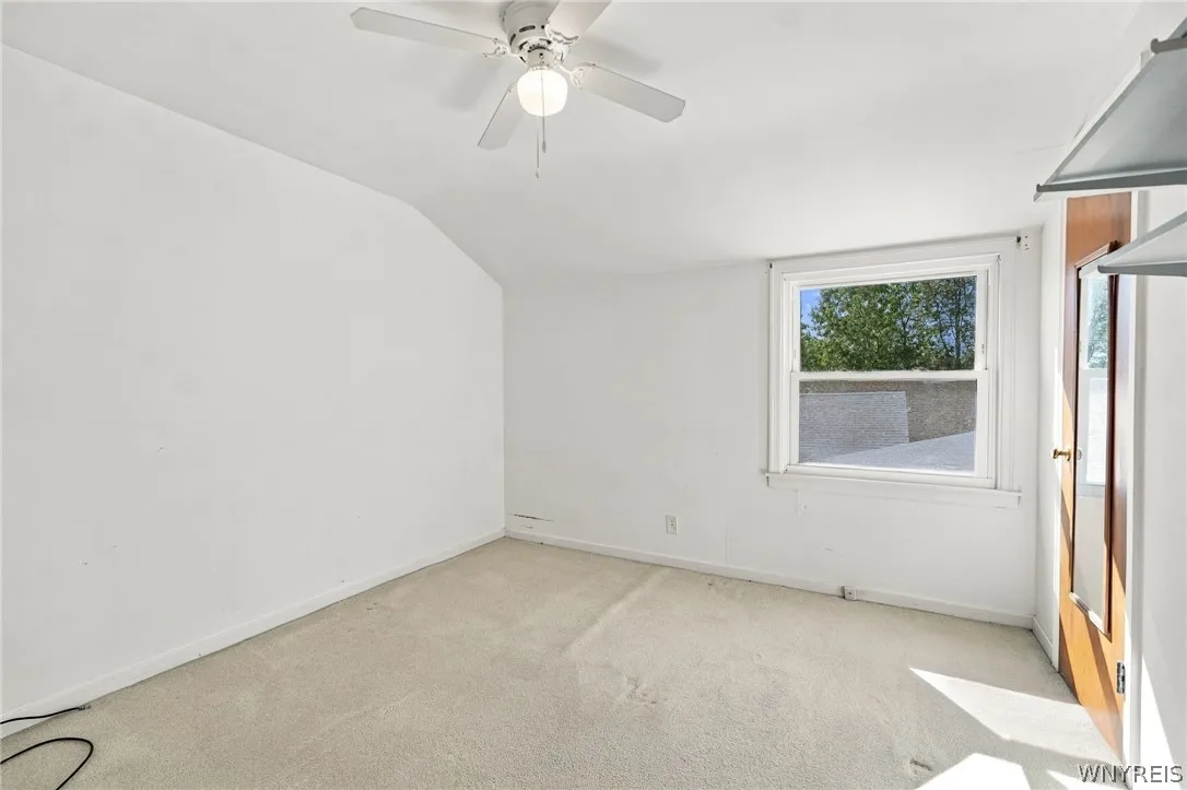 387 Oakvale Boulevard, Tonawanda, New York 14223, Tonawanda, New York 14223, 3 Bedroom Bedrooms, 8 Room Rooms,1 BathroomBathrooms,Residential,For Sale,387 Oakvale Boulevard, Tonawanda, New York 14223,0,B1717421
