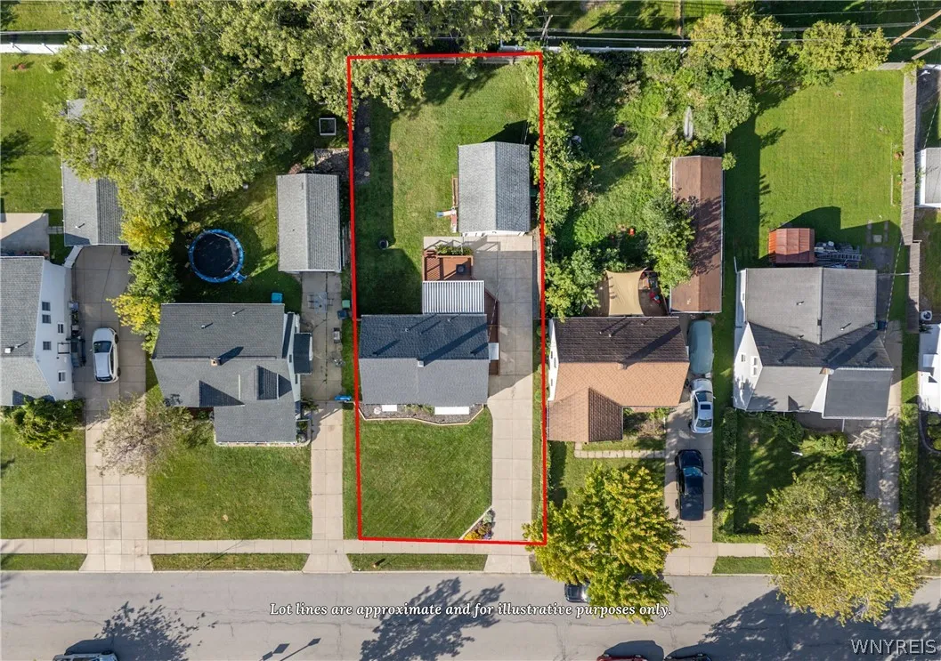 38 Old Colony Avenue, Tonawanda, New York 14150, Tonawanda, New York 14150, 2 Bedroom Bedrooms, 5 Room Rooms,1 BathroomBathrooms,Residential,For Sale,38 Old Colony Avenue, Tonawanda, New York 14150,0,B1717392