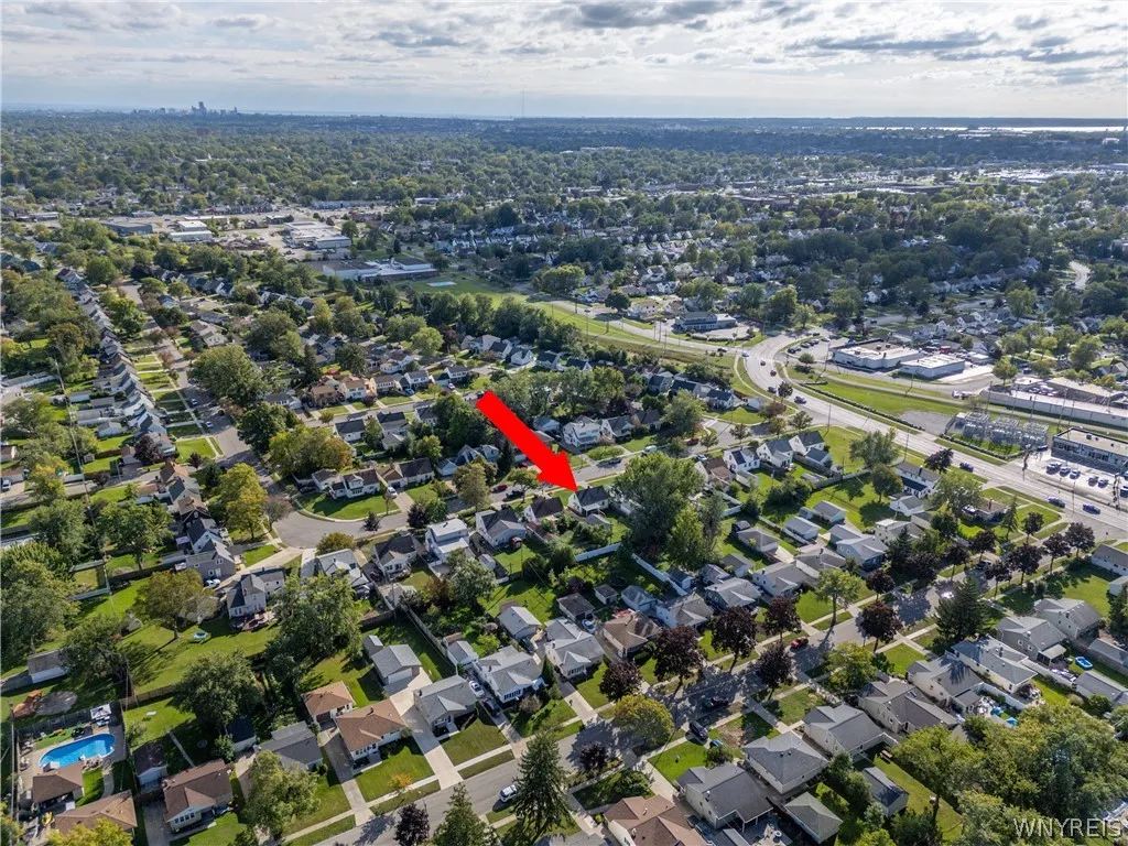 38 Old Colony Avenue, Tonawanda, New York 14150, Tonawanda, New York 14150, 2 Bedroom Bedrooms, 5 Room Rooms,1 BathroomBathrooms,Residential,For Sale,38 Old Colony Avenue, Tonawanda, New York 14150,0,B1717392