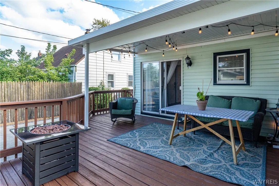 38 Old Colony Avenue, Tonawanda, New York 14150, Tonawanda, New York 14150, 2 Bedroom Bedrooms, 5 Room Rooms,1 BathroomBathrooms,Residential,For Sale,38 Old Colony Avenue, Tonawanda, New York 14150,0,B1717392
