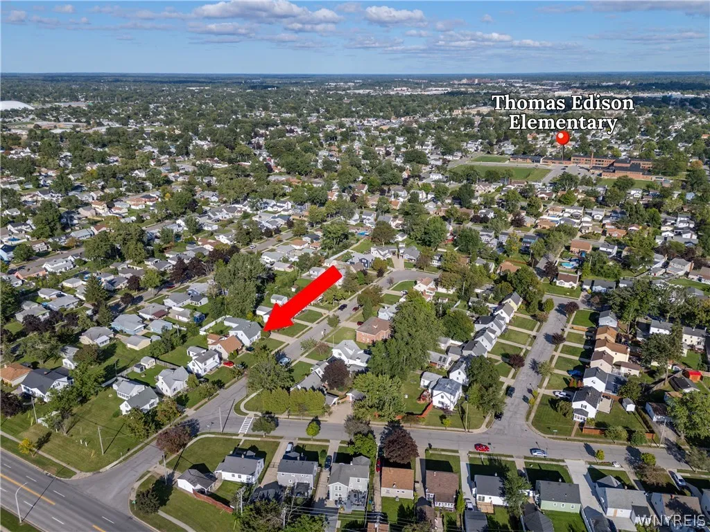 38 Old Colony Avenue, Tonawanda, New York 14150, Tonawanda, New York 14150, 2 Bedroom Bedrooms, 5 Room Rooms,1 BathroomBathrooms,Residential,For Sale,38 Old Colony Avenue, Tonawanda, New York 14150,0,B1717392