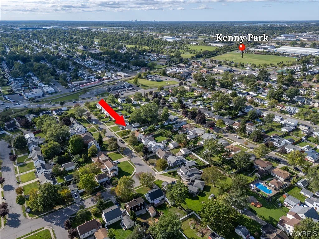 38 Old Colony Avenue, Tonawanda, New York 14150, Tonawanda, New York 14150, 2 Bedroom Bedrooms, 5 Room Rooms,1 BathroomBathrooms,Residential,For Sale,38 Old Colony Avenue, Tonawanda, New York 14150,0,B1717392