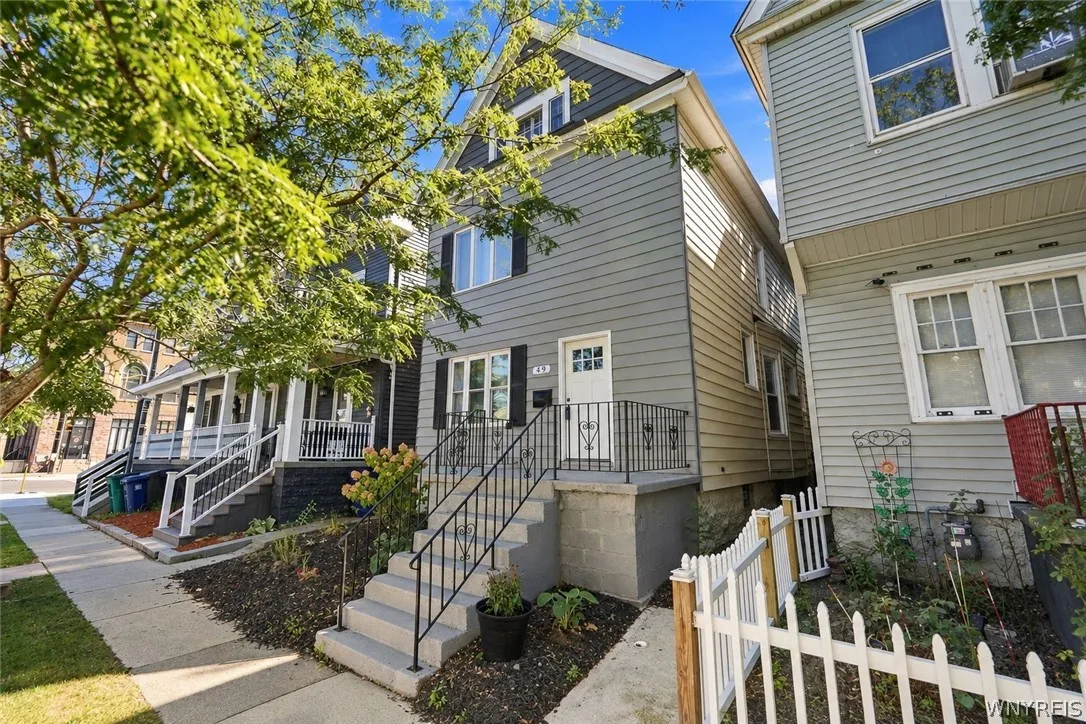 49 Massachusetts Avenue, Buffalo, New York 14213, Buffalo, New York 14213, 3 Bedroom Bedrooms, 9 Room Rooms,2 BathroomBathrooms,Residential,For Sale,49 Massachusetts Avenue, Buffalo, New York 14213,0,B1717409