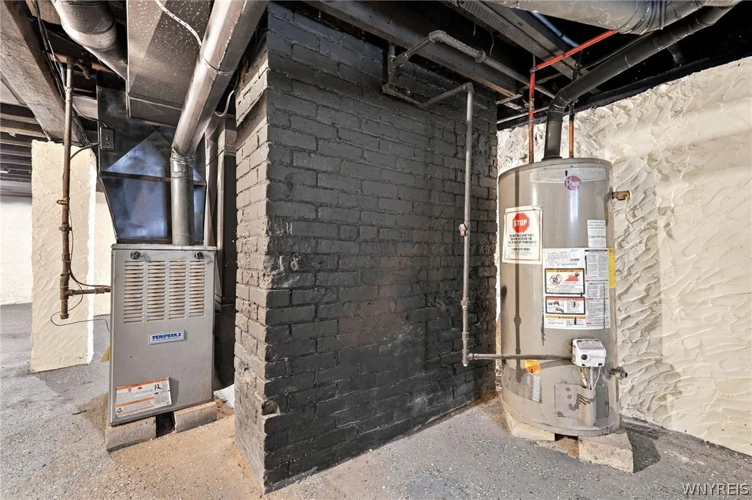 49 Massachusetts Avenue, Buffalo, New York 14213, Buffalo, New York 14213, 3 Bedroom Bedrooms, 9 Room Rooms,2 BathroomBathrooms,Residential,For Sale,49 Massachusetts Avenue, Buffalo, New York 14213,0,B1717409