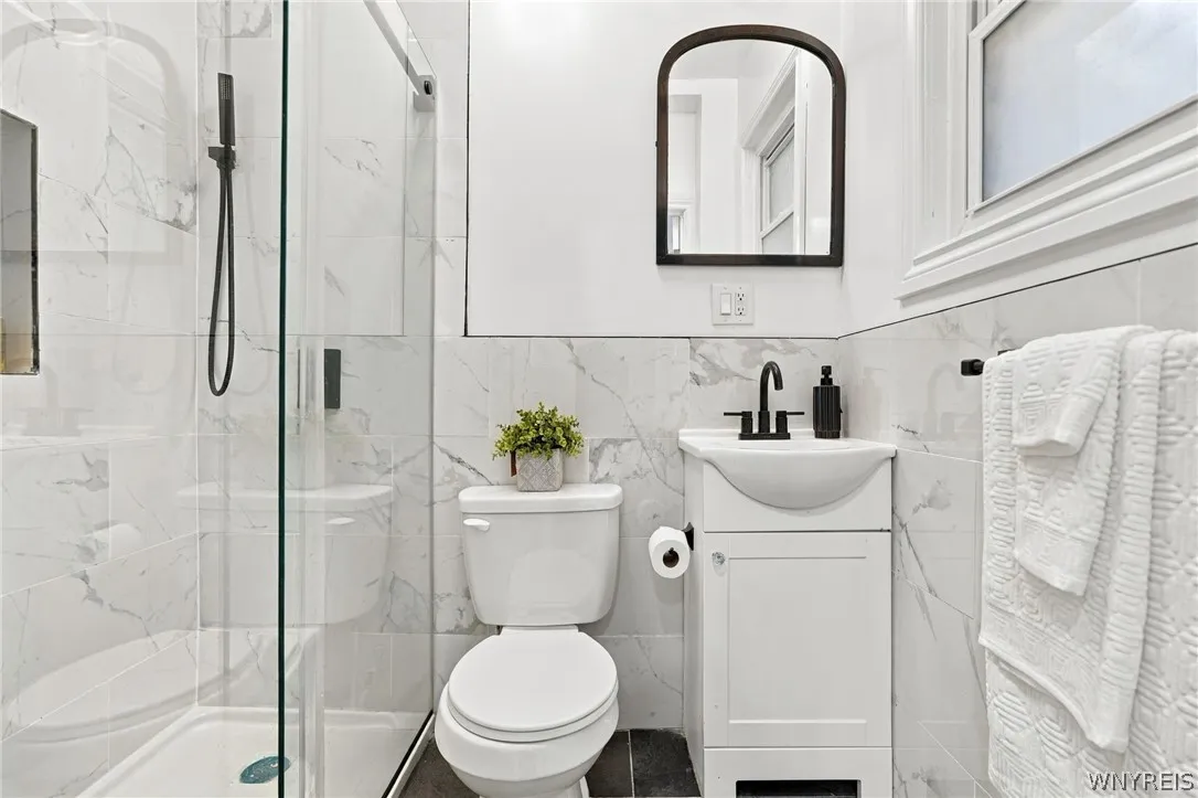 49 Massachusetts Avenue, Buffalo, New York 14213, Buffalo, New York 14213, 3 Bedroom Bedrooms, 9 Room Rooms,2 BathroomBathrooms,Residential,For Sale,49 Massachusetts Avenue, Buffalo, New York 14213,0,B1717409