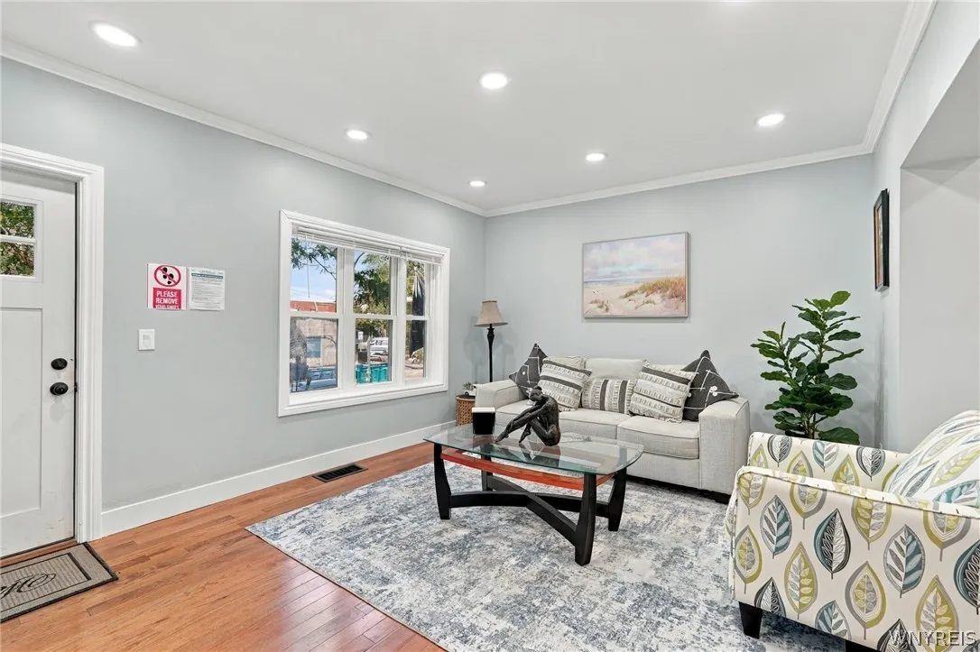 49 Massachusetts Avenue, Buffalo, New York 14213, Buffalo, New York 14213, 3 Bedroom Bedrooms, 9 Room Rooms,2 BathroomBathrooms,Residential,For Sale,49 Massachusetts Avenue, Buffalo, New York 14213,0,B1717409