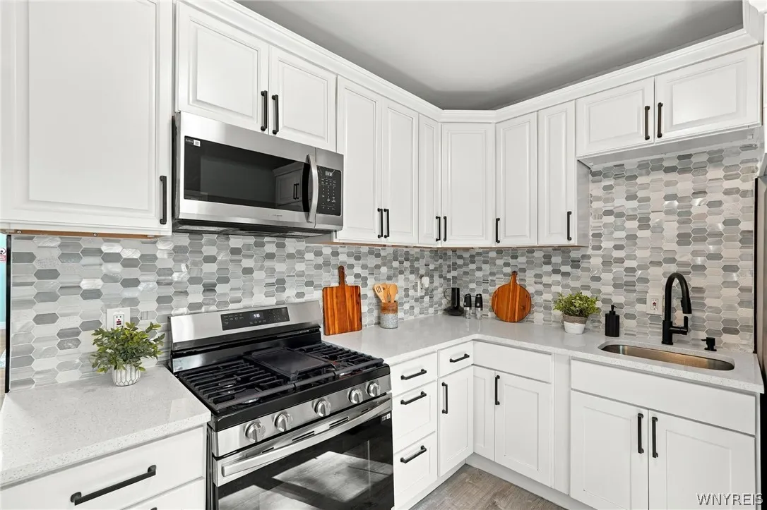 49 Massachusetts Avenue, Buffalo, New York 14213, Buffalo, New York 14213, 3 Bedroom Bedrooms, 9 Room Rooms,2 BathroomBathrooms,Residential,For Sale,49 Massachusetts Avenue, Buffalo, New York 14213,0,B1717409