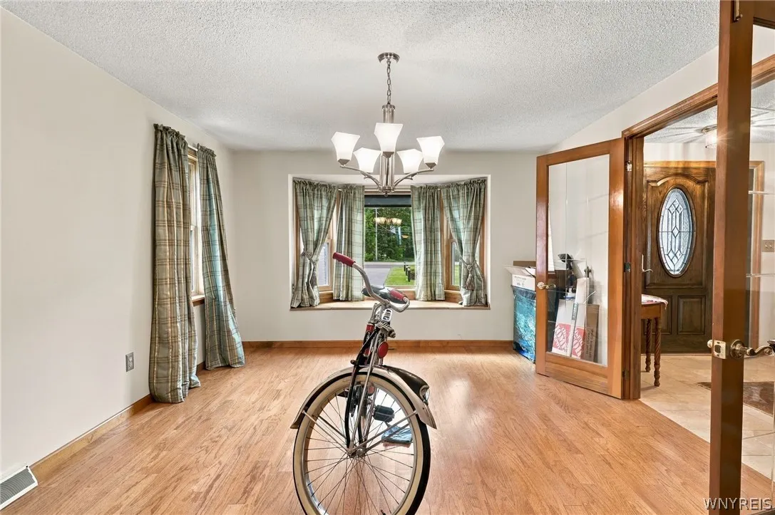 3701 East River Road, Grand Island, New York 14072, Grand Island, New York 14072, 3 Bedroom Bedrooms, 7 Room Rooms,3 BathroomBathrooms,Residential,For Sale,3701 East River Road, Grand Island, New York 14072,0,B1717667