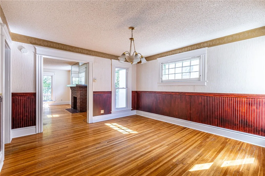 134 Richmond Avenue, Buffalo, New York 14222, Buffalo, New York 14222, 4 Bedroom Bedrooms, ,2 BathroomBathrooms,Residential,For Sale,134 Richmond Avenue, Buffalo, New York 14222,0,R1717696