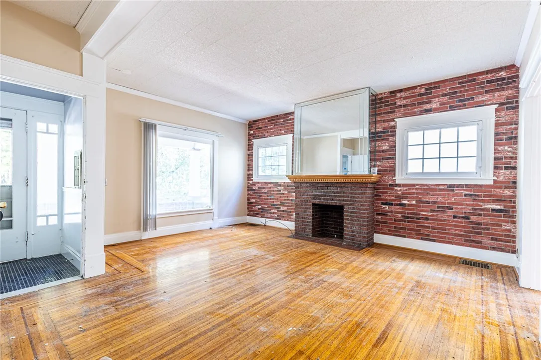 134 Richmond Avenue, Buffalo, New York 14222, Buffalo, New York 14222, 4 Bedroom Bedrooms, ,2 BathroomBathrooms,Residential,For Sale,134 Richmond Avenue, Buffalo, New York 14222,0,R1717696