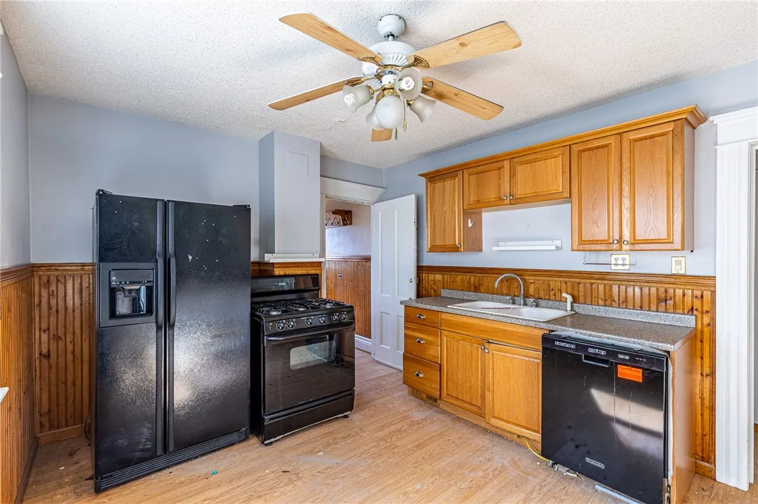 134 Richmond Avenue, Buffalo, New York 14222, Buffalo, New York 14222, 4 Bedroom Bedrooms, ,2 BathroomBathrooms,Residential,For Sale,134 Richmond Avenue, Buffalo, New York 14222,0,R1717696