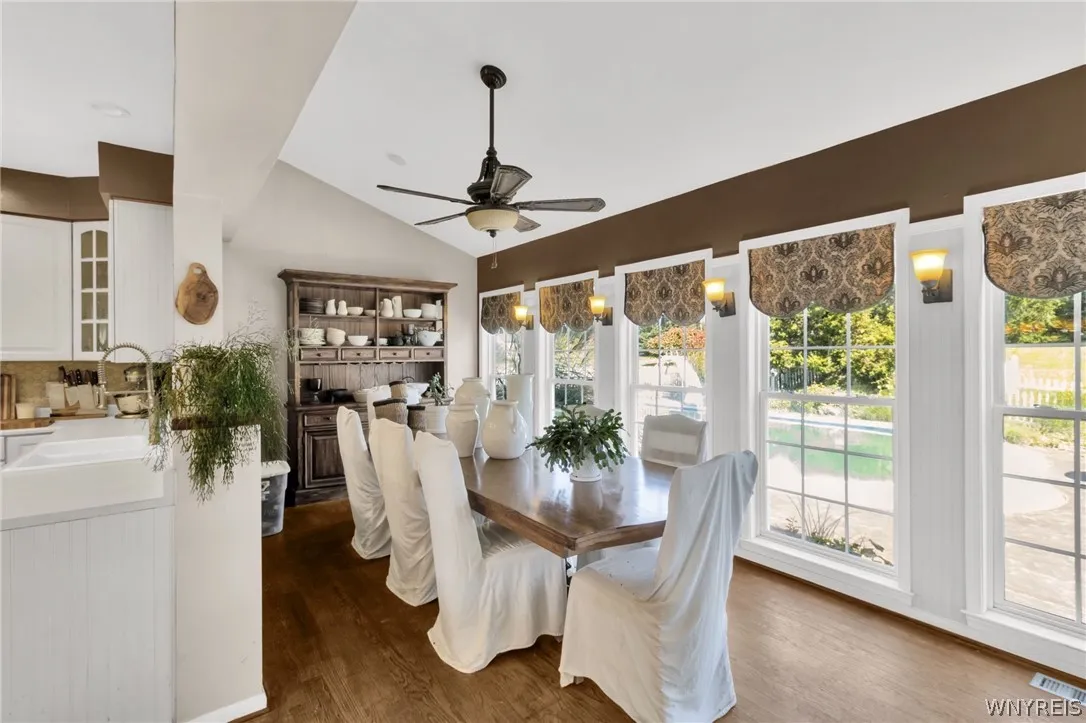 7256 Edgewater Circle, Pendleton, New York 14120, Pendleton, New York 14120, 6 Bedroom Bedrooms, 18 Room Rooms,3 BathroomBathrooms,Residential,For Sale,7256 Edgewater Circle, Pendleton, New York 14120,0,B1717810