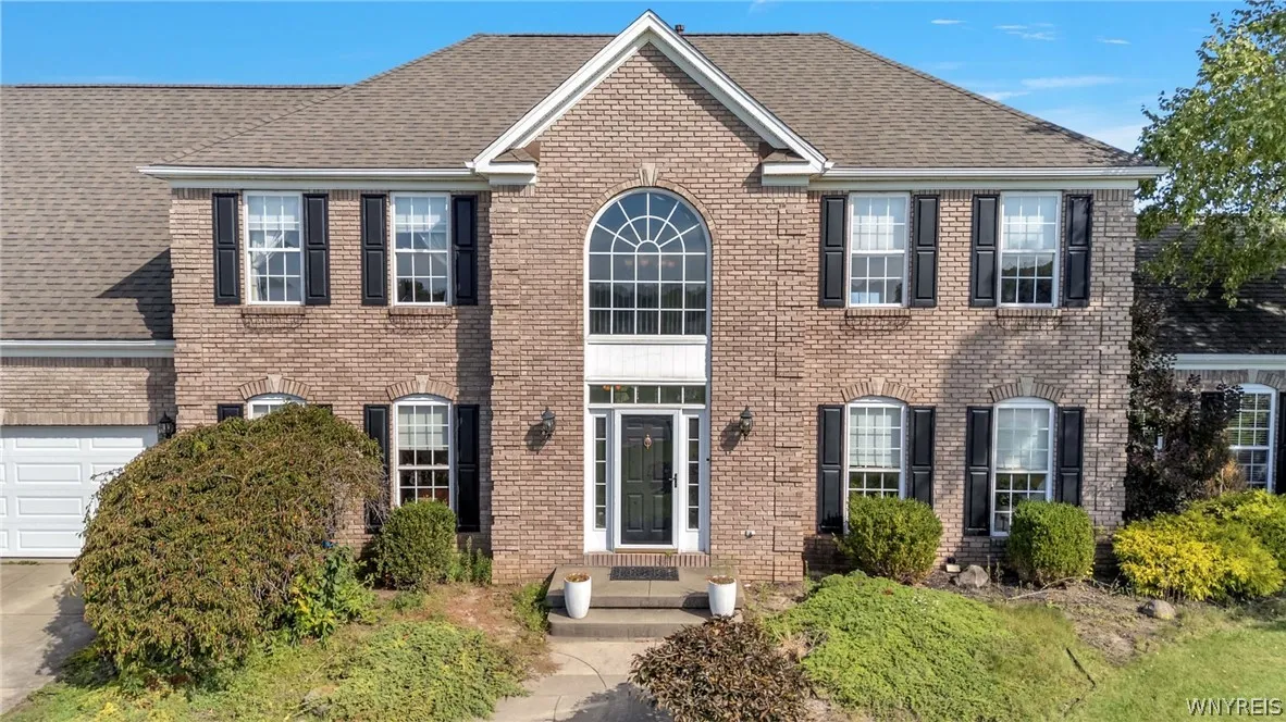 7256 Edgewater Circle, Pendleton, New York 14120, Pendleton, New York 14120, 6 Bedroom Bedrooms, 18 Room Rooms,3 BathroomBathrooms,Residential,For Sale,7256 Edgewater Circle, Pendleton, New York 14120,0,B1717810