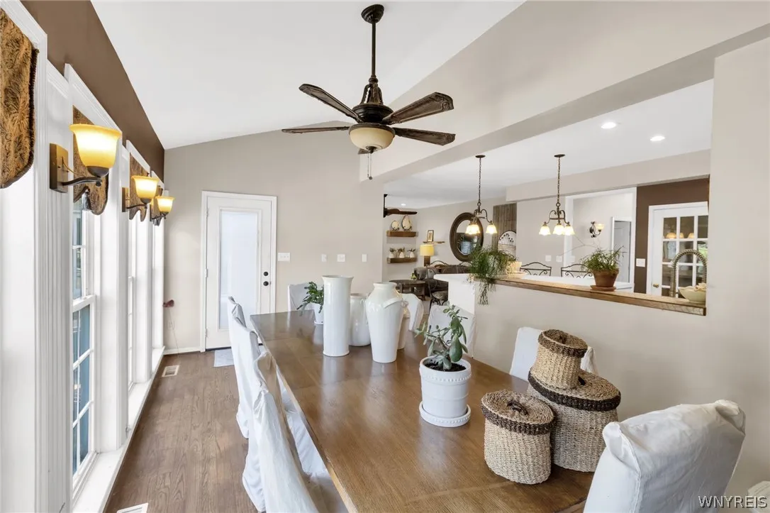 7256 Edgewater Circle, Pendleton, New York 14120, Pendleton, New York 14120, 6 Bedroom Bedrooms, 18 Room Rooms,3 BathroomBathrooms,Residential,For Sale,7256 Edgewater Circle, Pendleton, New York 14120,0,B1717810