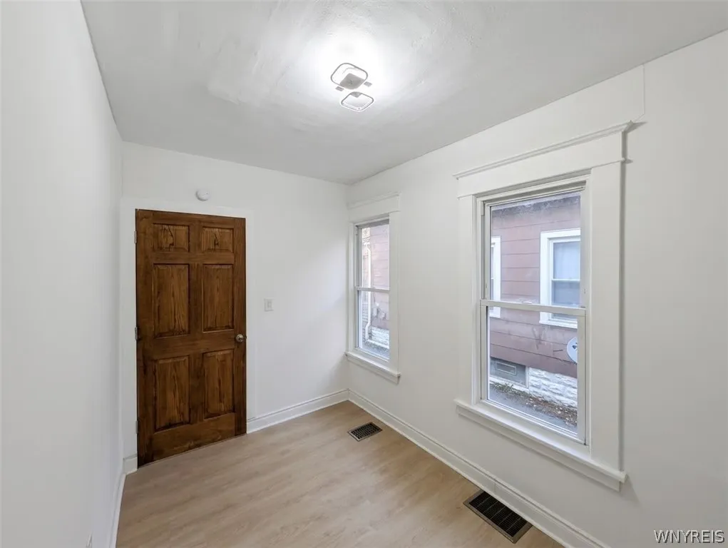 9 Alma Avenue, Buffalo, New York 14215, Buffalo, New York 14215, 5 Bedroom Bedrooms, ,2 BathroomBathrooms,Residential,For Sale,9 Alma Avenue, Buffalo, New York 14215,0,B1717554