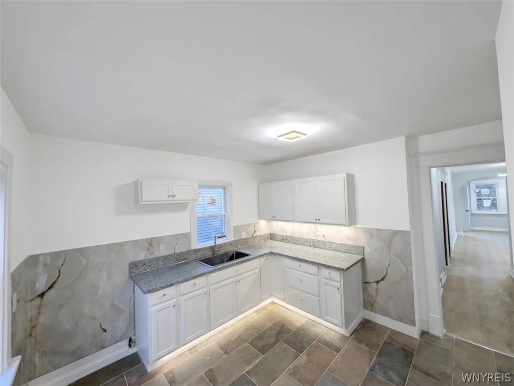 9 Alma Avenue, Buffalo, New York 14215, Buffalo, New York 14215, 5 Bedroom Bedrooms, ,2 BathroomBathrooms,Residential,For Sale,9 Alma Avenue, Buffalo, New York 14215,0,B1717554