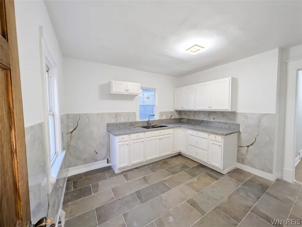9 Alma Avenue, Buffalo, New York 14215, Buffalo, New York 14215, 5 Bedroom Bedrooms, ,2 BathroomBathrooms,Residential,For Sale,9 Alma Avenue, Buffalo, New York 14215,0,B1717554