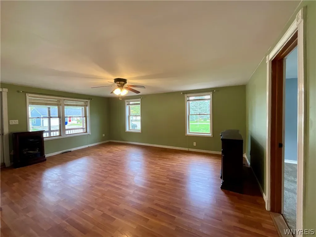 5427 Berg Road, Orchard Park, New York 14218, Orchard Park, New York 14218, 4 Bedroom Bedrooms, 7 Room Rooms,1 BathroomBathrooms,Residential,For Sale,5427 Berg Road, Orchard Park, New York 14218,0,B1718181