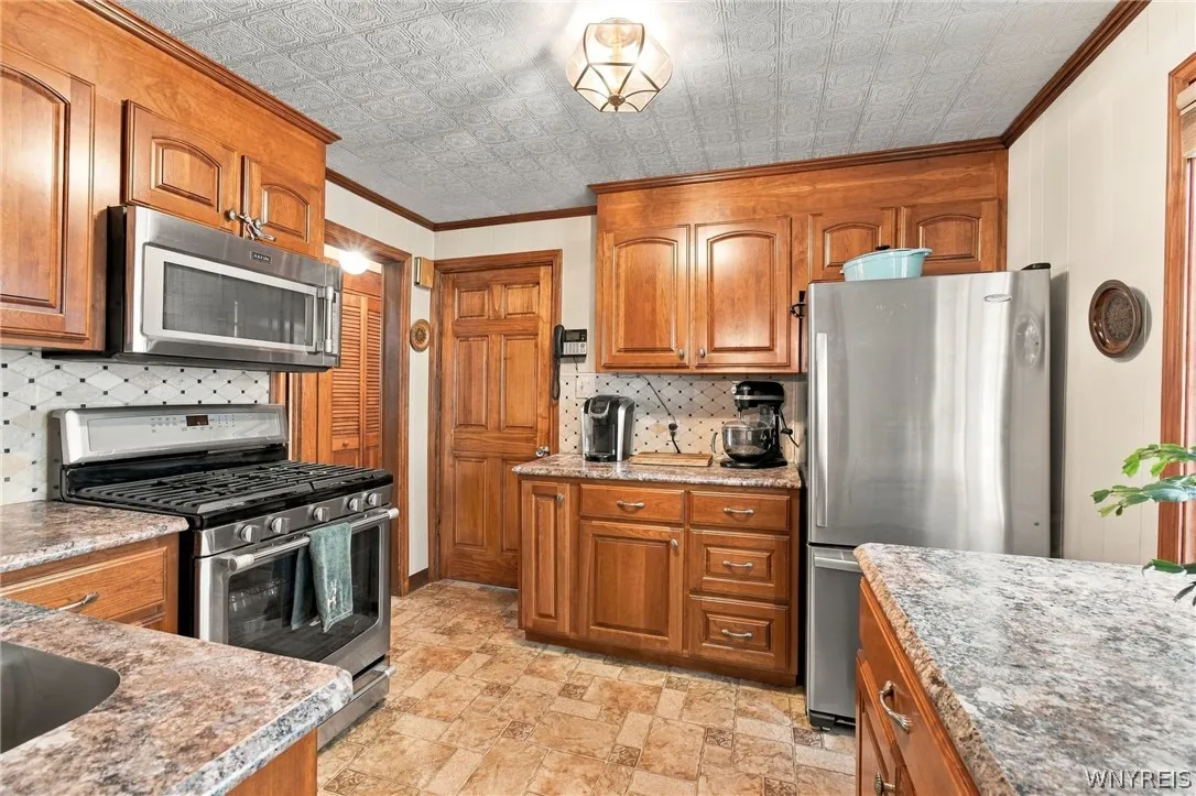 Lower Apartment