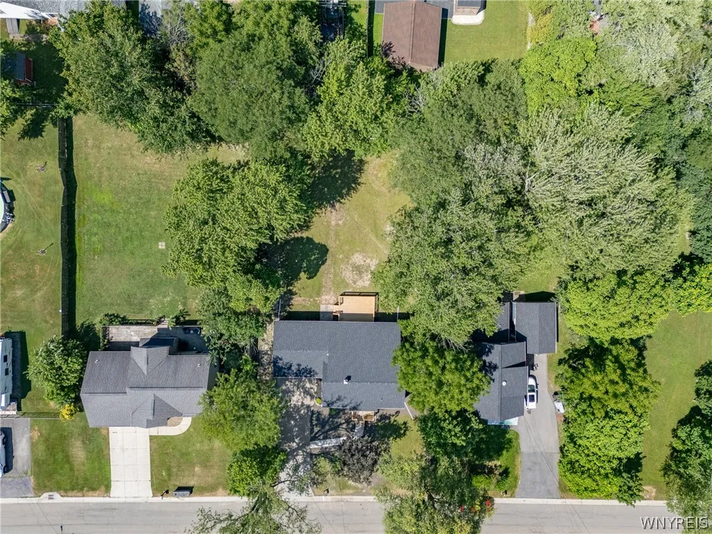 180 Summit Avenue, Orchard Park, New York 14127, Orchard Park, New York 14127, 3 Bedroom Bedrooms, 5 Room Rooms,1 BathroomBathrooms,Residential,For Sale,180 Summit Avenue, Orchard Park, New York 14127,0,B1718358