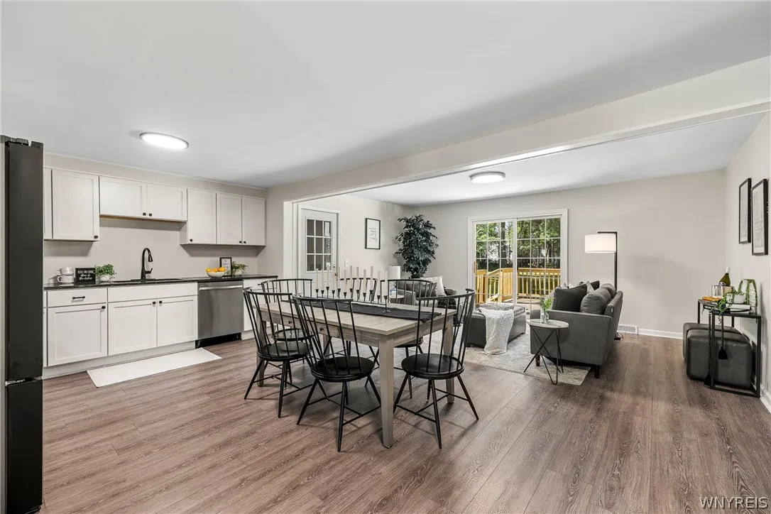 180 Summit Avenue, Orchard Park, New York 14127, Orchard Park, New York 14127, 3 Bedroom Bedrooms, 5 Room Rooms,1 BathroomBathrooms,Residential,For Sale,180 Summit Avenue, Orchard Park, New York 14127,0,B1718358